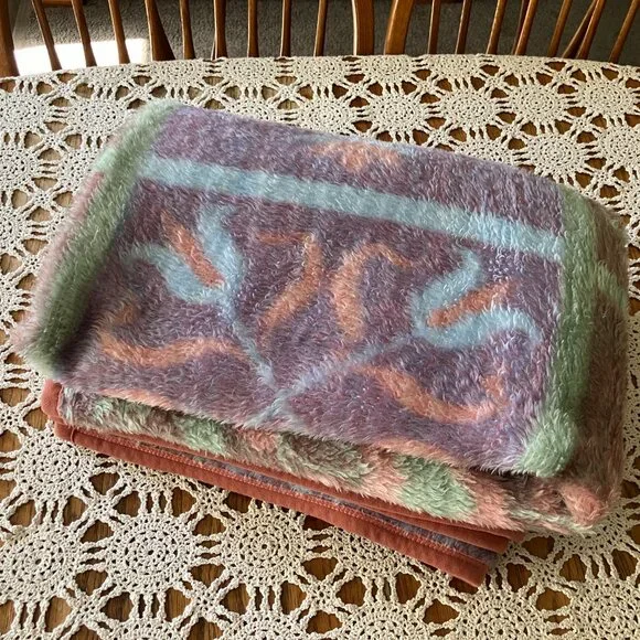 Vintage Biederlack Reversible Blanket Throw Cottage Vibe Pinks & Blues Florals - Picture 11 of 11